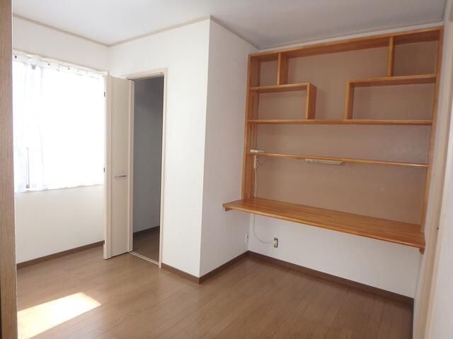 3SLDK Resale House in Aikawa Town, Kanagawa - 72m² - Thumbnail 4