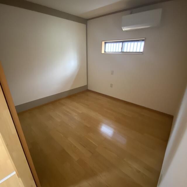 5LDK Detached House with Shop Potential in Kami Town, Gifu - Image 22