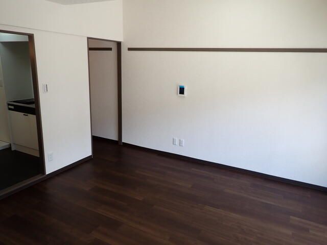 1R Apartment for Rent in Tsurumi, Yokohama - 63,000 Yen - Thumbnail 2