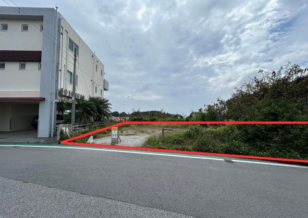 927 sqm Development Land for Sale in Chatan, Okinawa - Thumbnail 2