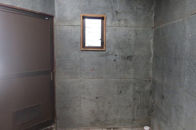 Shop for Sale in Bunkyo, Tokyo - 9.35 sqm Building on 14.77 sqm Land - Thumbnail 3