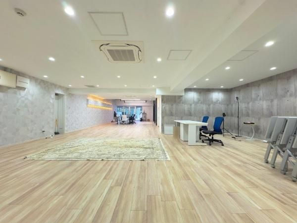 Azalea Court Office for Sale in Shinjuku, Tokyo - 141.4 sqm - Thumbnail 3
