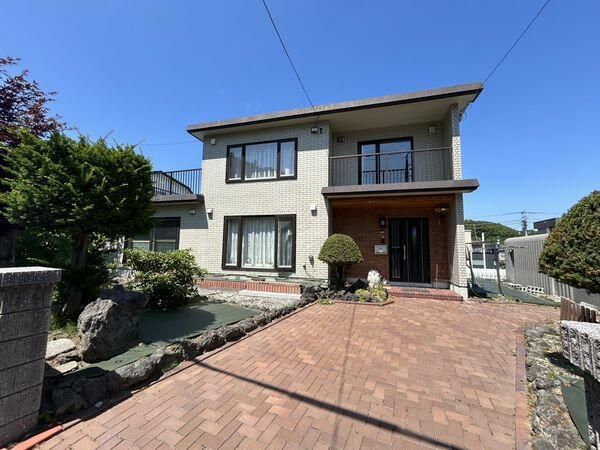 5LDK Family Home with Roof Balcony in Sapporo Makomanai - Image 7