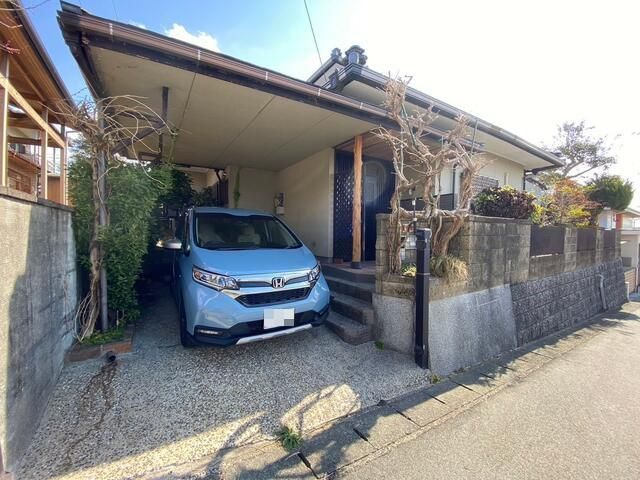 5DK House in Kumamoto's Kita Ward with Garden and Parking - Thumbnail 2
