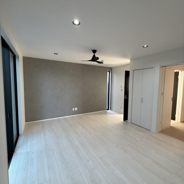 New 4LDK House in Oyabe, Toyama | 2025 Build with Parking - Thumbnail 2