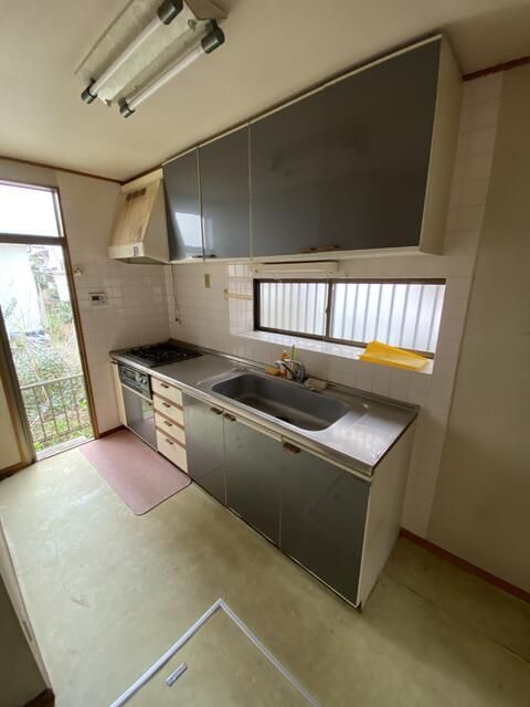 4LDK House in Tomisato with Free Parking - Thumbnail 4