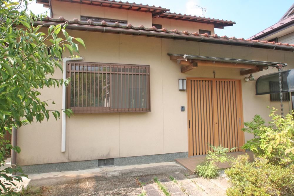 4LDK Detached House with Garden in Hashimoto, Wakayama - Thumbnail 2