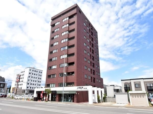 3LDK Apartment for Sale in Central Sapporo, Hokkaido - Thumbnail 2