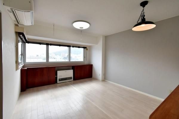 3LDK Apartment for Sale in Central Sapporo, Hokkaido - Thumbnail 4