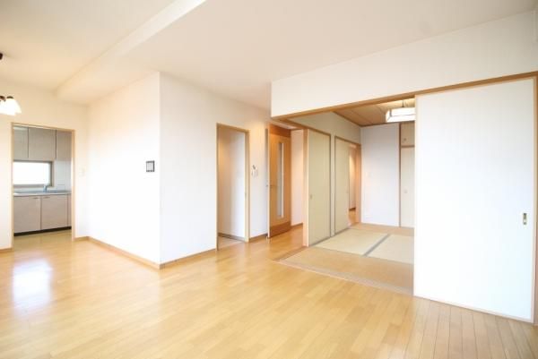4LDK Apartment for Sale in Miyagino, Sendai, Miyagi - Thumbnail 2