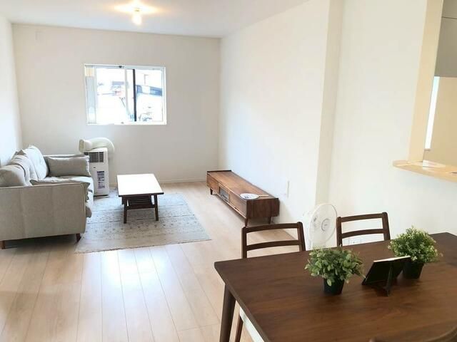 New 3LDK House in Ikeda, Osaka with 2 Free Parking Spaces - Thumbnail 4