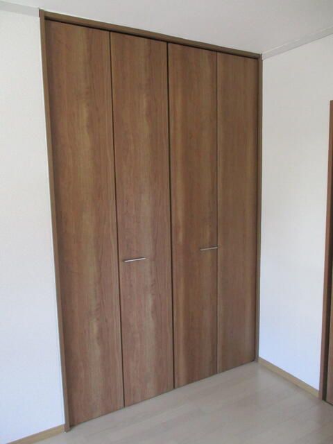 2DK Apartment for Rent in Sagamihara, Kanagawa - Thumbnail 4