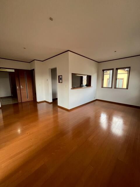 4LDK Detached House for Sale in Narita, Chiba - Thumbnail 2