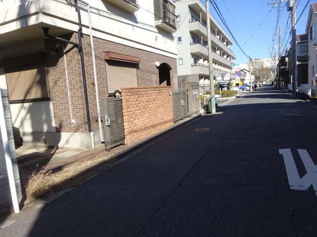 4SLDK Detached House for Sale in Chiba City Central Ward - Thumbnail 3