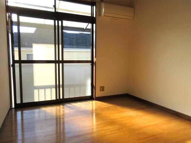 Student 1K Apartment with Loft near Seiseki-Sakuragaoka Station, Tama - Thumbnail 2