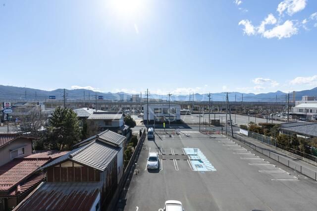 3LDK Apartment for Sale in Ueda, Nagano with Balcony Views - Thumbnail 2