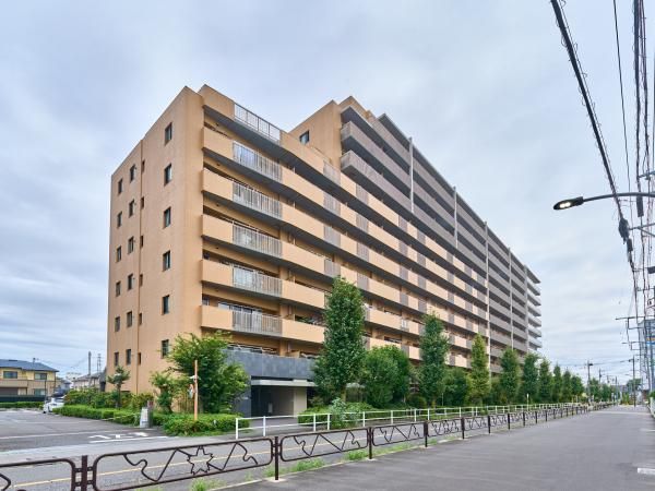 4LDK Apartment for Sale in Hamura, Tokyo - Atre Hamura Grand Briller - Thumbnail 2