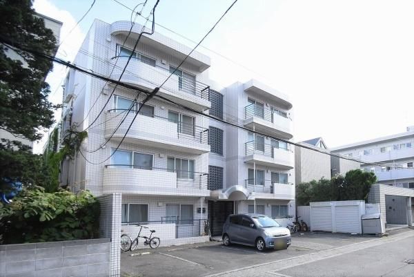 15-Unit Sapporo Apartment Building for Sale | Investment Property - Thumbnail 2