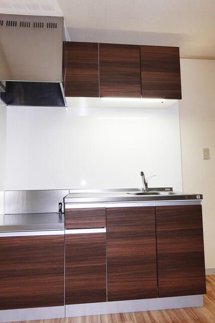 2DK Apartment for Rent in Kitamoto, Saitama - Thumbnail 2