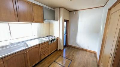 4LDK House for Sale in Satte, Saitama with Large Garden & Free Parking — Interior, Satte, Saitama