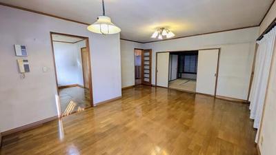 4LDK House for Sale in Satte, Saitama with Large Garden & Free Parking — Interior, Satte, Saitama