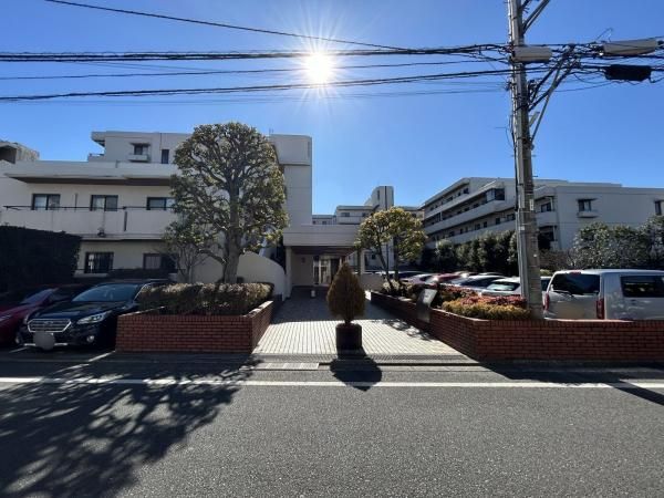 Park Heim Mitaka 3LDK Apartment for Sale in Tokyo - Thumbnail 4