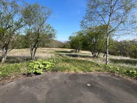 Vast Land by Lake Tōro Stream in Shibecha, Hokkaido - Thumbnail 2