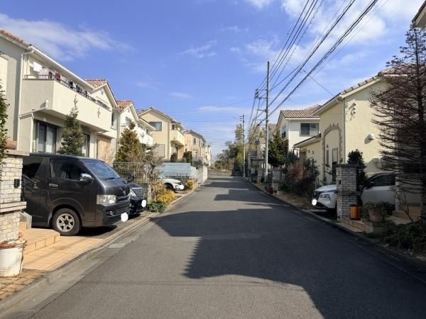4LDK Detached House for Sale in Tama City, Tokyo - Thumbnail 4