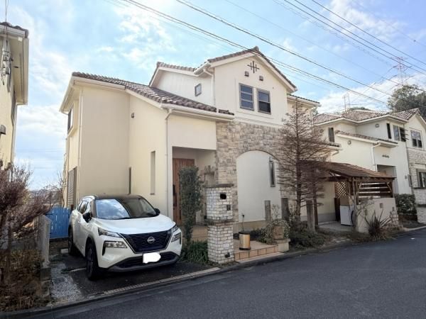 4LDK Detached House for Sale in Tama City, Tokyo - Thumbnail 2