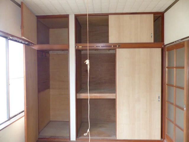 Used Detached House for Sale in Katsura, Chiba - 4DK - Thumbnail 2