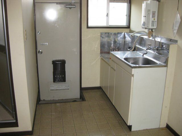 1DK Apartment for Rent in Mito, Ibaraki - 22.6 sqm - Thumbnail 3