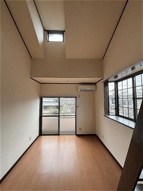 1K Apartment for Rent in Oyama, Tochigi - 30 sqm - Thumbnail 2