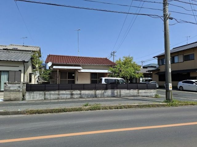 Corner Lot House with Free Parking in Itoshima, Fukuoka - Thumbnail 3