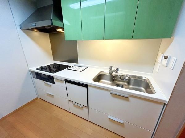 Gardens Kunitachi West Wing 2LDK Apartment for Sale - Thumbnail 4