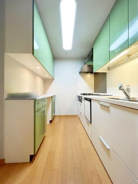 Gardens Kunitachi West Wing 2LDK Apartment for Sale - Thumbnail 3