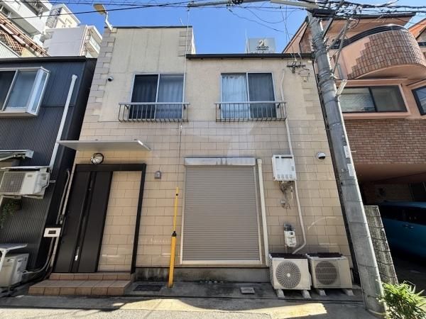 2009 4DK Detached House for Sale in Osaka's Ikuno Ward - Thumbnail 2