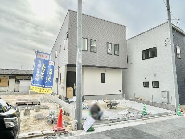 New 4LDK House in Hiroshima Nishi Ward, Completion Dec 2025 - Thumbnail 2
