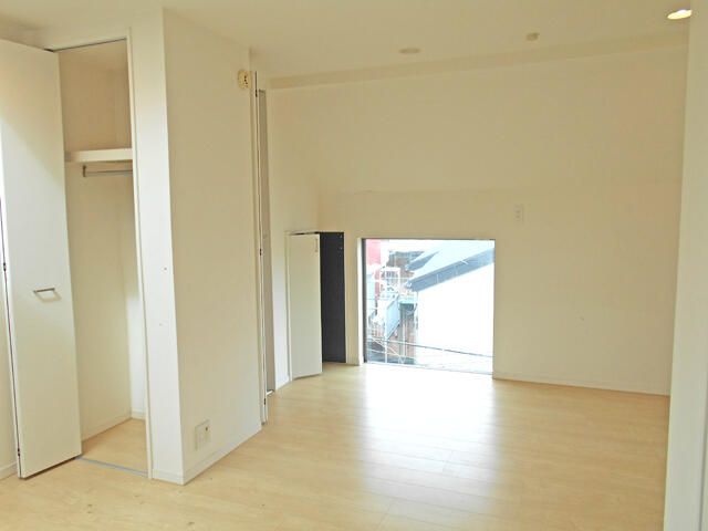 3LDK Used Detached House in Edogawa-ku, Tokyo - 112m² - Thumbnail 3