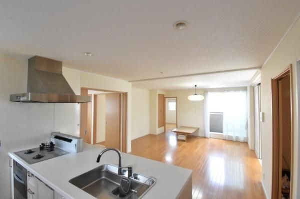 5LDK Detached House for Sale in Nagoya's Midori Ward - Thumbnail 2
