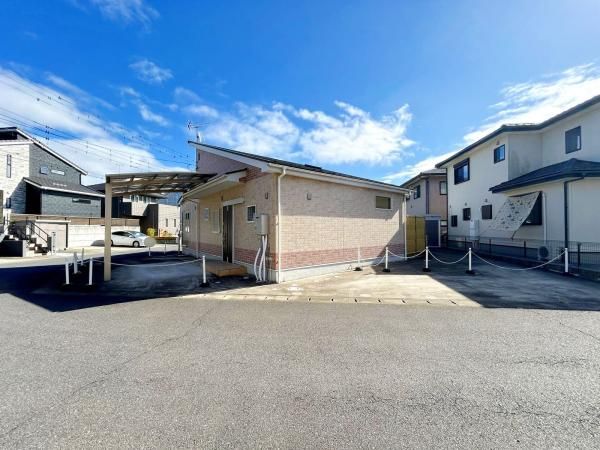 2016 Built 2SLDK House on Large Corner Lot in Narita, Chiba - Image 7