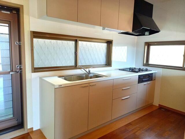 1981 6DK House for Sale in Sasebo, Nagasaki with 236sqm Land - Thumbnail 2