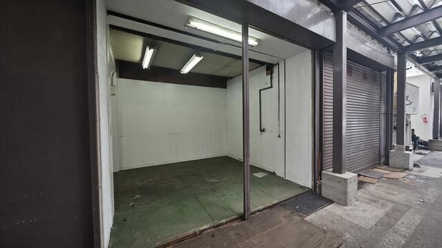 Commercial Space for Rent in Chofu, Tokyo - 14.40 sqm - Thumbnail 4