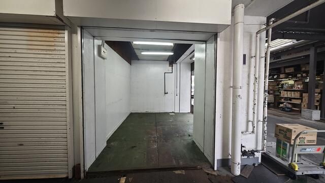 Commercial Space for Rent in Chofu, Tokyo - 14.40 sqm - Thumbnail 3