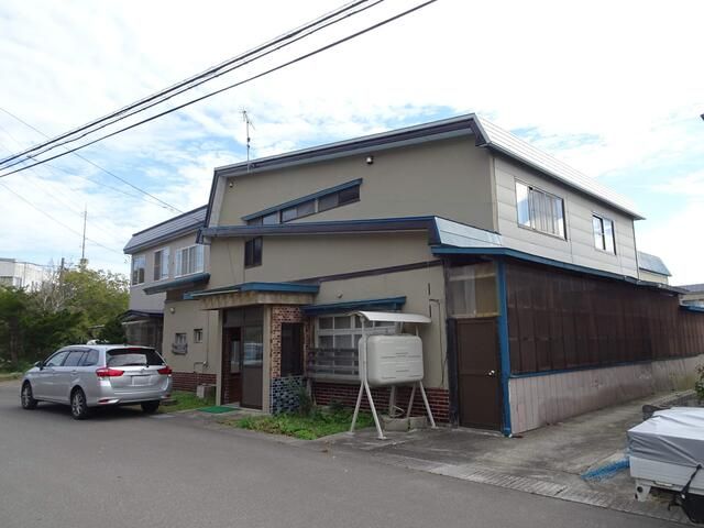 1955 Traditional 12DK House on 638 sqm Land in Aomori Hiramachi - Thumbnail 3