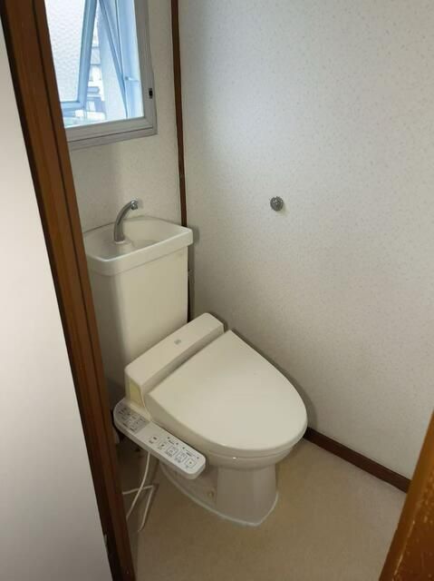 2LDK Apartment for Sale in Ageo, Saitama – 46.78 sqm - Thumbnail 3