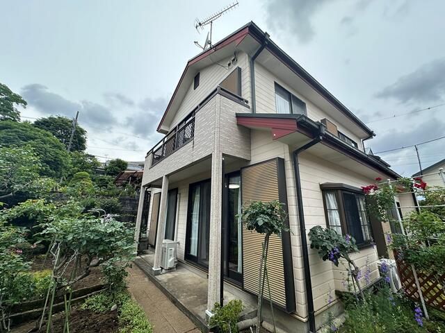 4SLDK House for Sale in Fujinomiya with Parking - Image 7