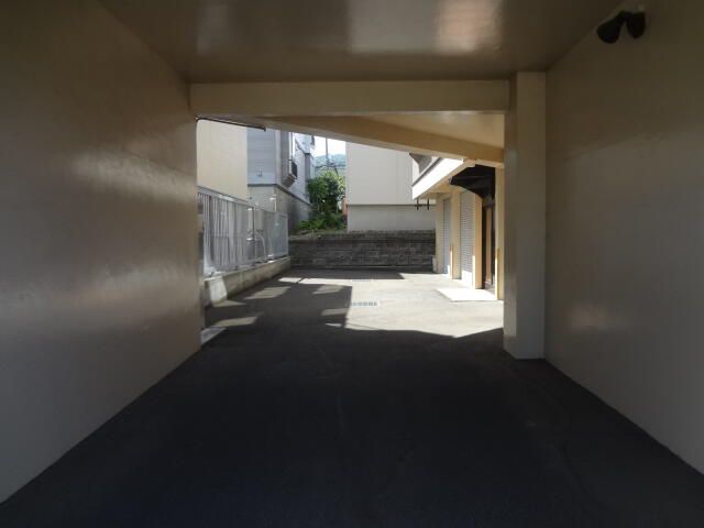 1LDK Apartment for Rent in Teine-ku, Sapporo, Hokkaido - Thumbnail 3