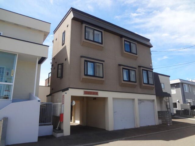 1LDK Apartment for Rent in Teine-ku, Sapporo, Hokkaido - Thumbnail 2