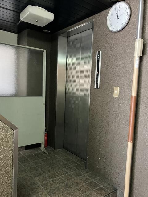 118.86 sqm Office for Rent in Asanuma Building, Bunkyo, Tokyo - Thumbnail 4