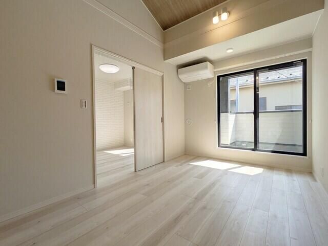 New Terrace House for Rent in Suginami, Tokyo - 2LDK - Thumbnail 4